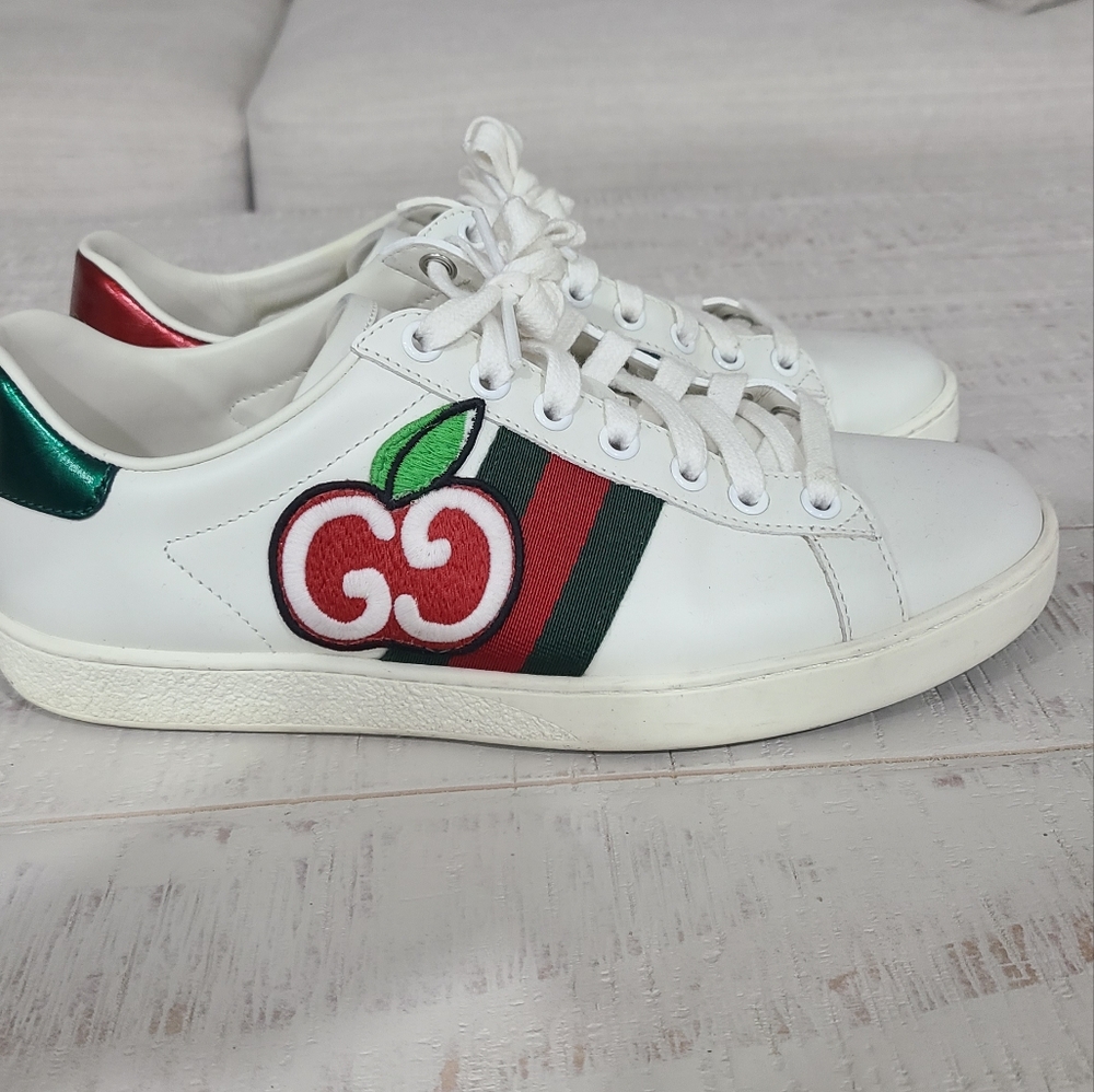 Gucci women sneakers
